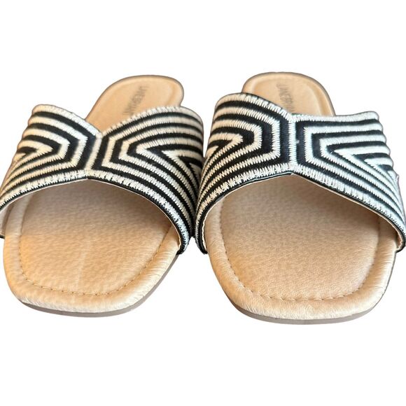 NWOT Lane Bryant Dream Cloud Stripe Textile Slide Black White Slip On- Size 8.5W - Picture 4 of 7